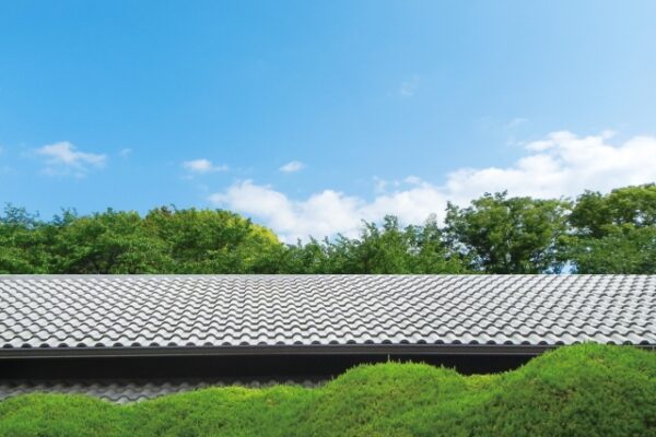 瓦屋根の特徴と活用方法を解説します！